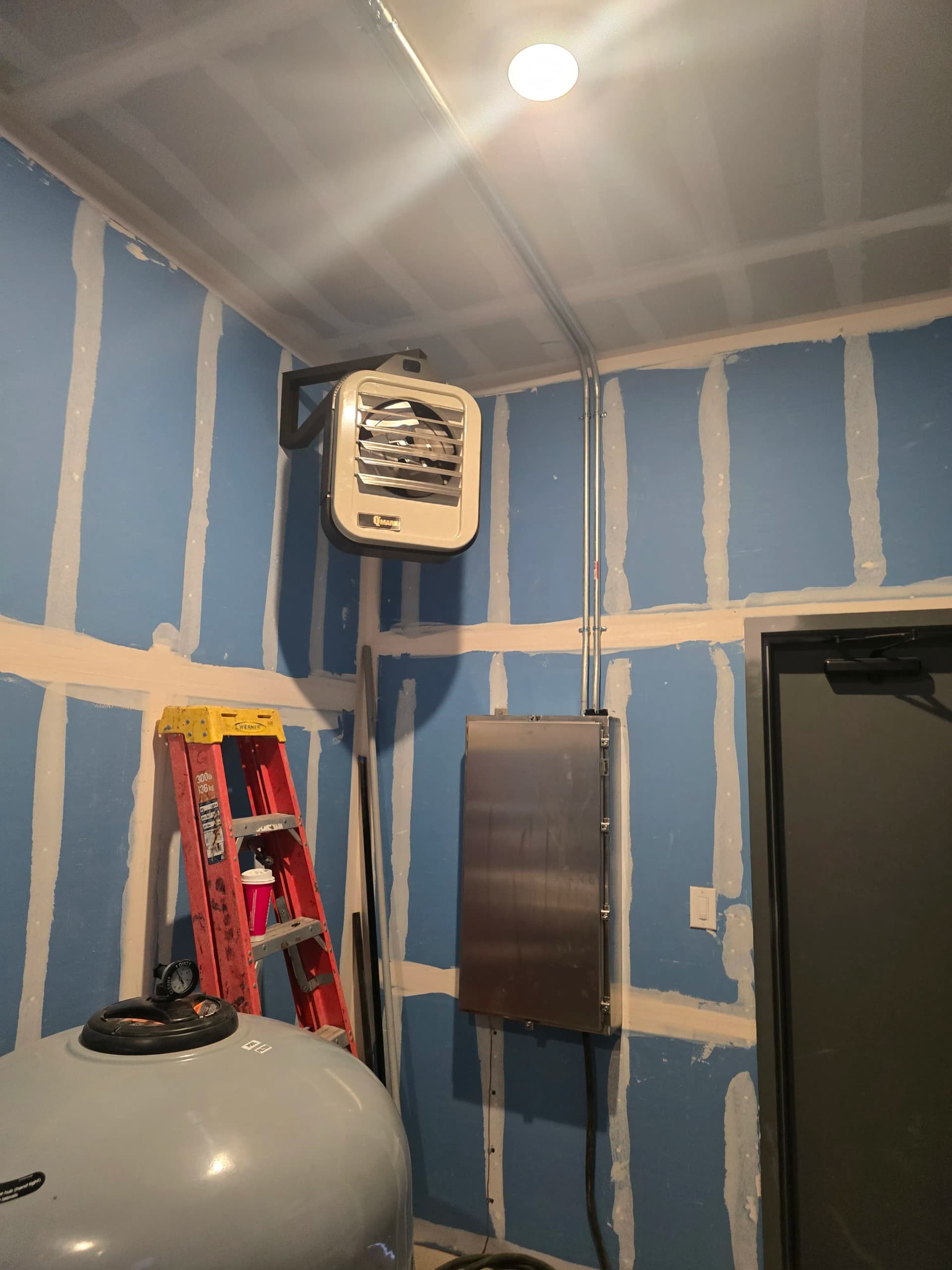 Gallery photos for Pool and Spa Electrical Installation Done Right in Longmont: Image #1
